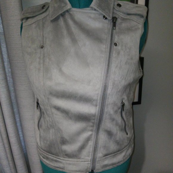 Philosophy Gray Faux Suede Moto Vest Sz L NWT - Picture 4 of 16